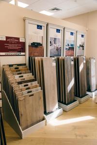 Салон напольных покрытий " Villa di Parchetti " на Маршала Жукова